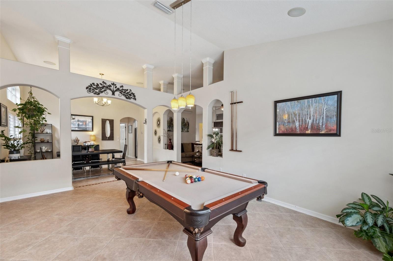 Listing photo id 14 for 19156 Dove Creek Drive