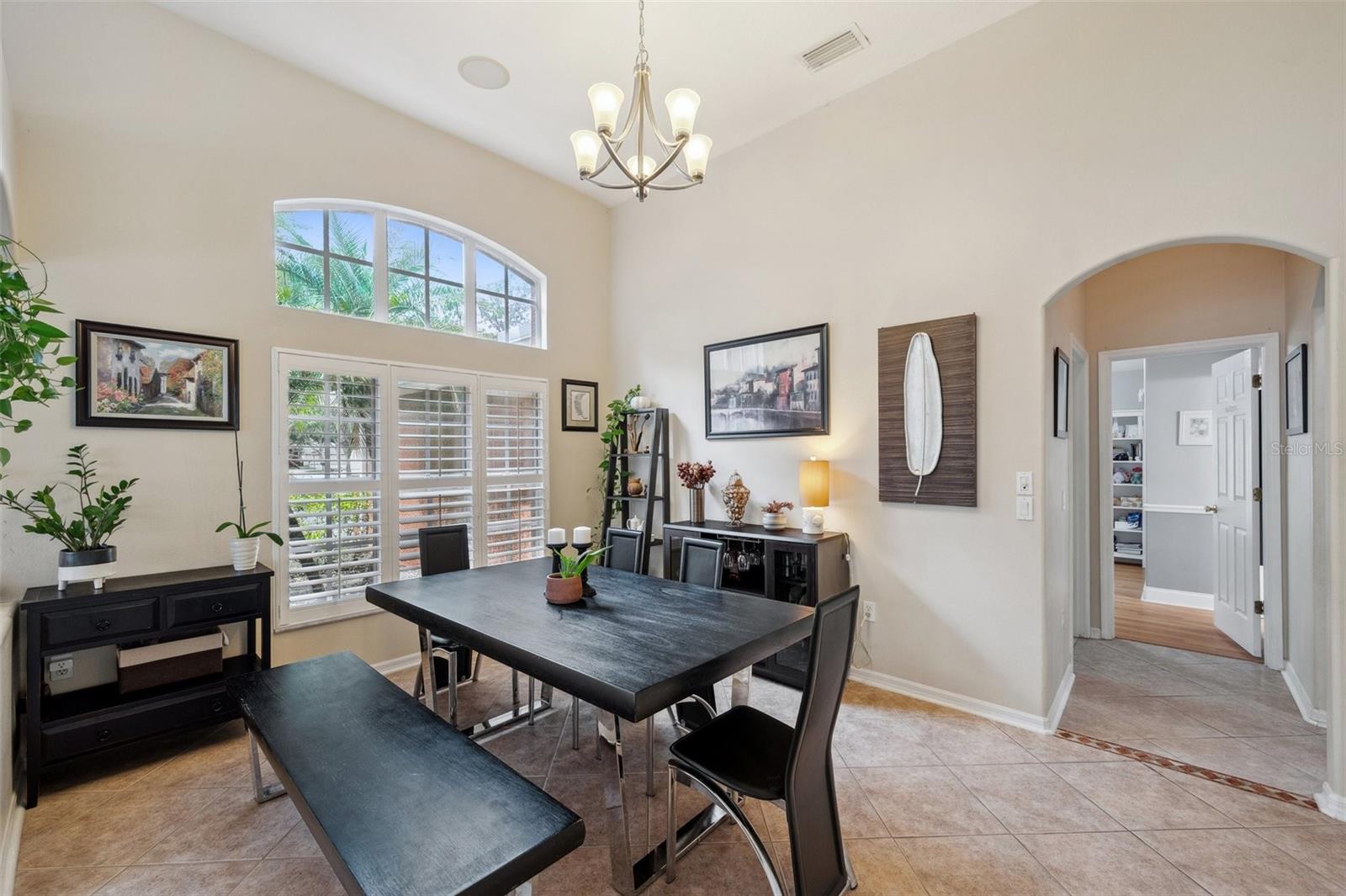 Listing photo id 16 for 19156 Dove Creek Drive