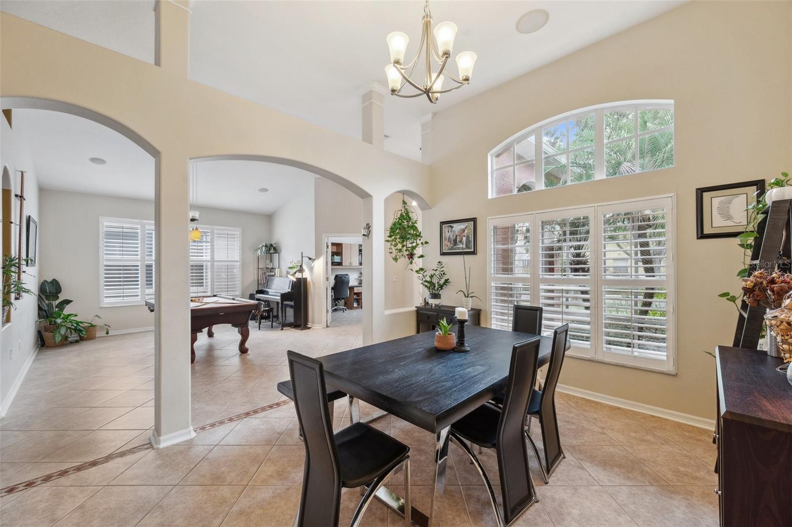 Listing photo id 17 for 19156 Dove Creek Drive