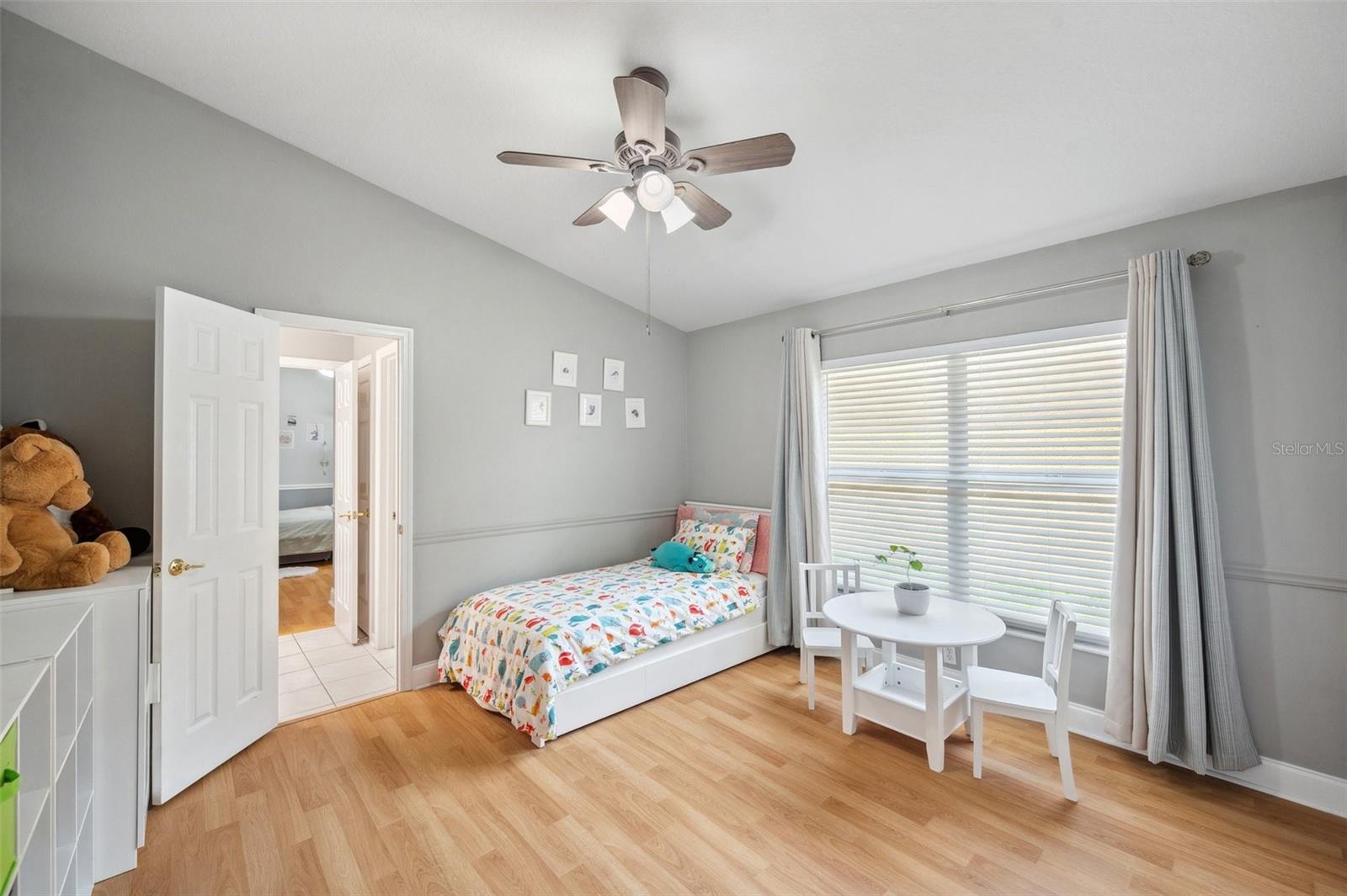 Listing photo id 24 for 19156 Dove Creek Drive