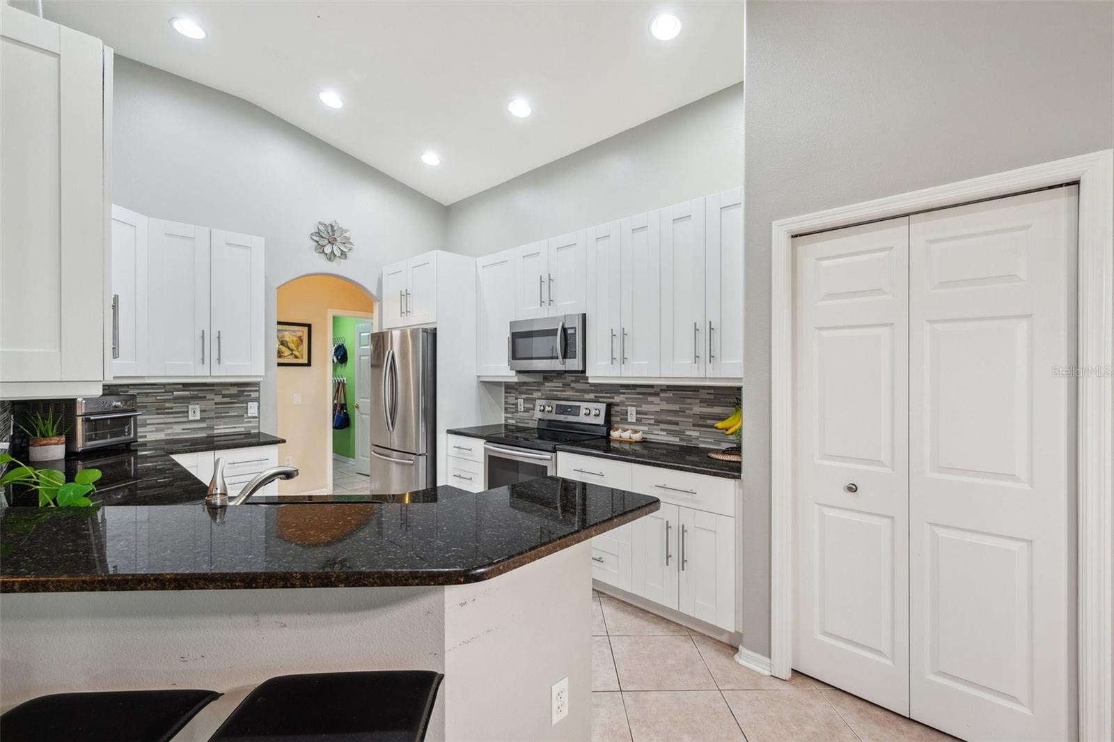 Listing photo id 29 for 19156 Dove Creek Drive