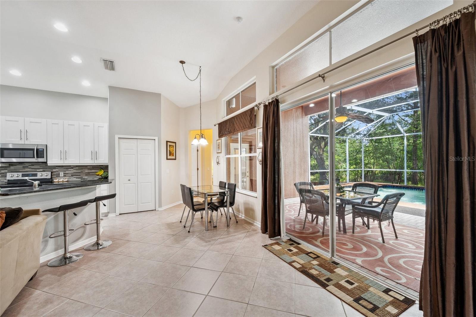 Listing photo id 34 for 19156 Dove Creek Drive