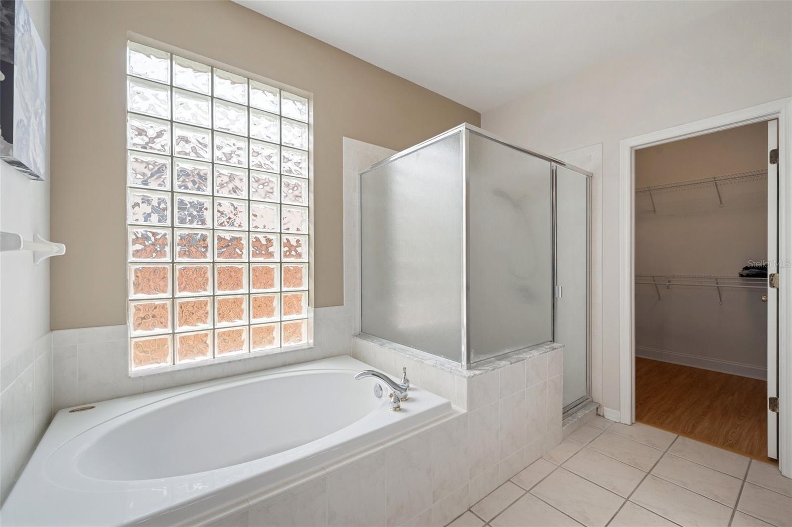 Listing photo id 40 for 19156 Dove Creek Drive