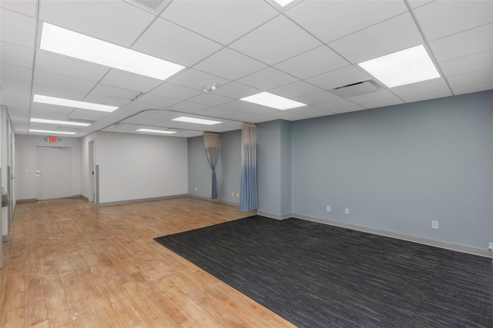 Image 22 of 39 For 10320 56th Street 120