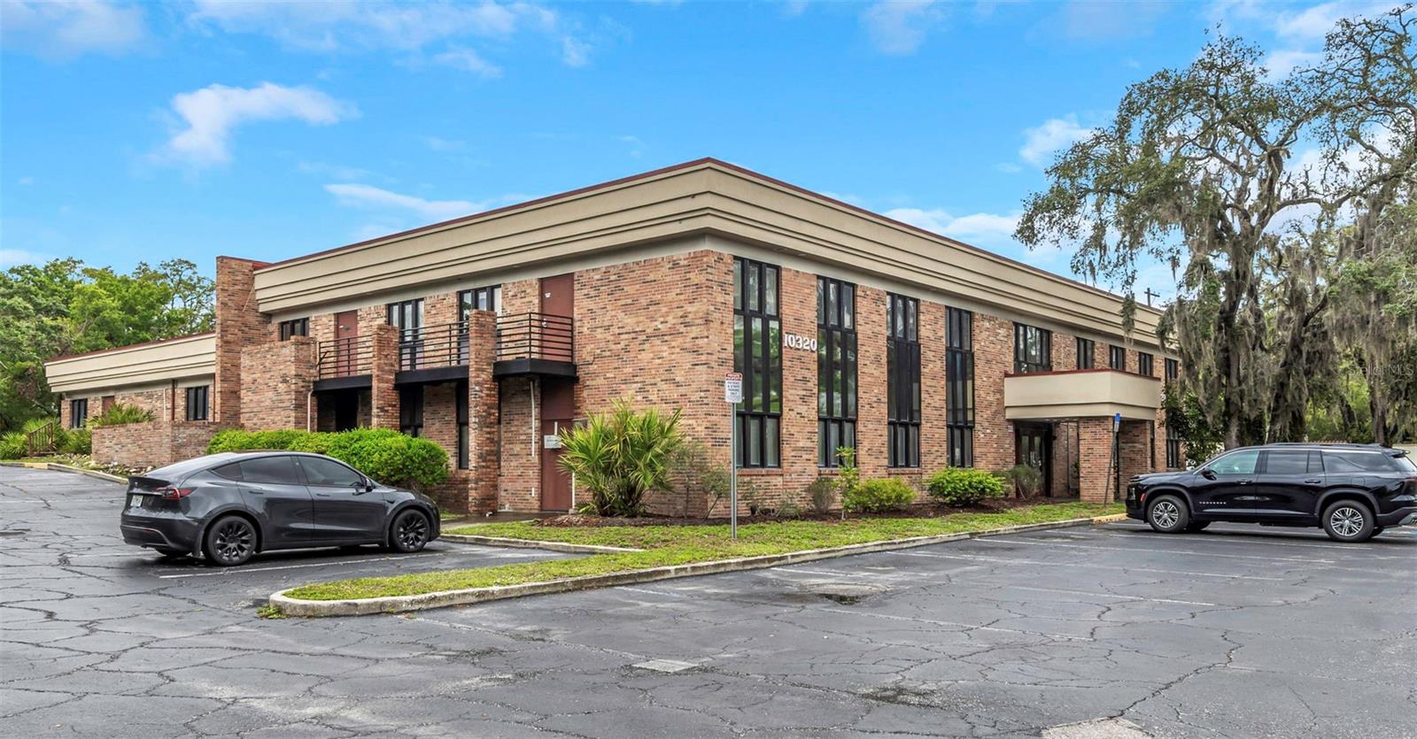 Image 3 of 39 For 10320 56th Street 120