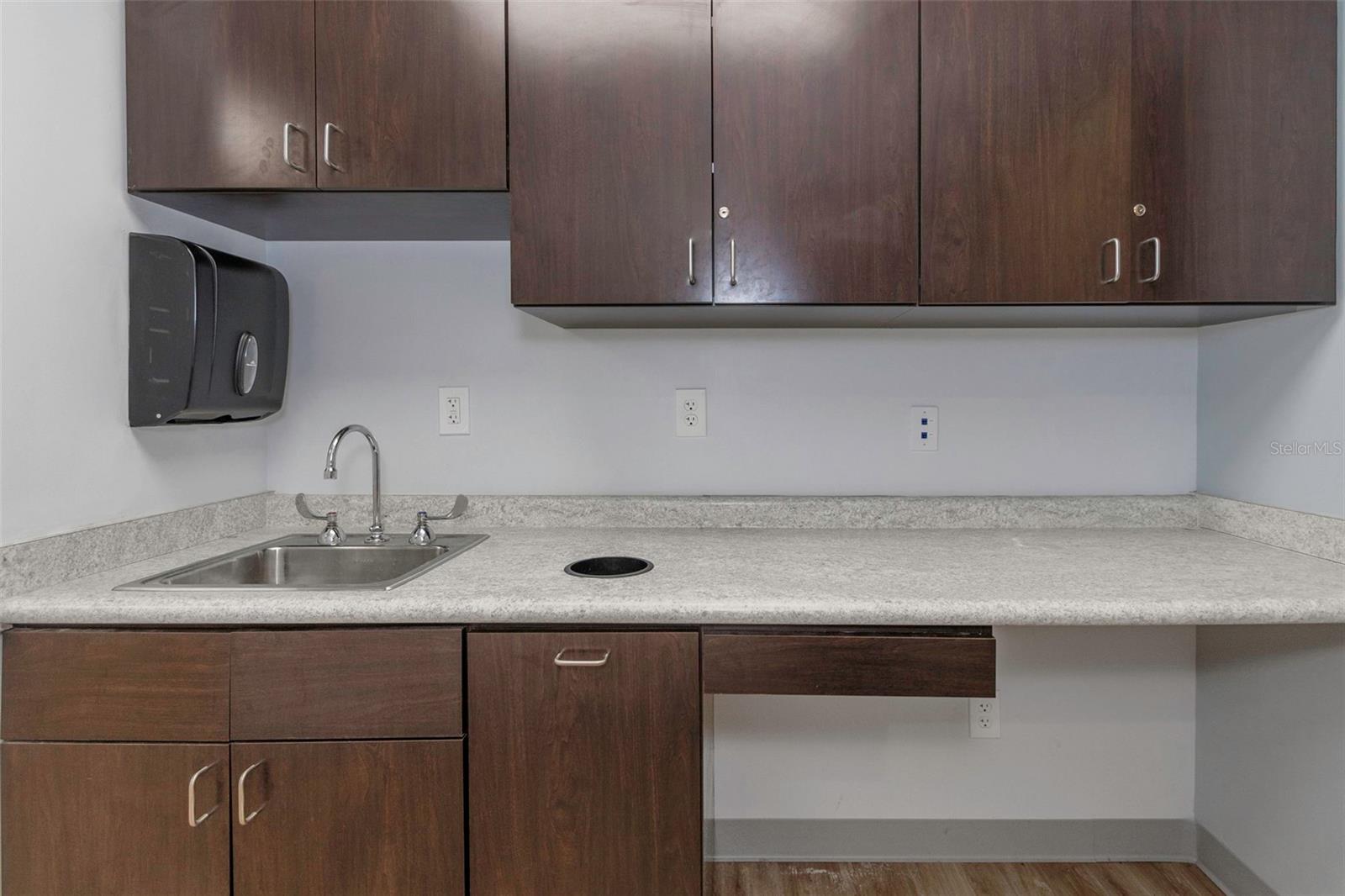 Image 33 of 39 For 10320 56th Street 120