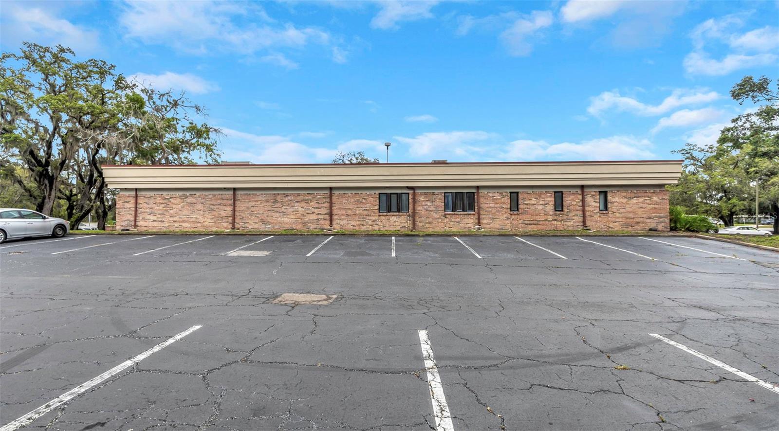 Image 7 of 39 For 10320 56th Street 120
