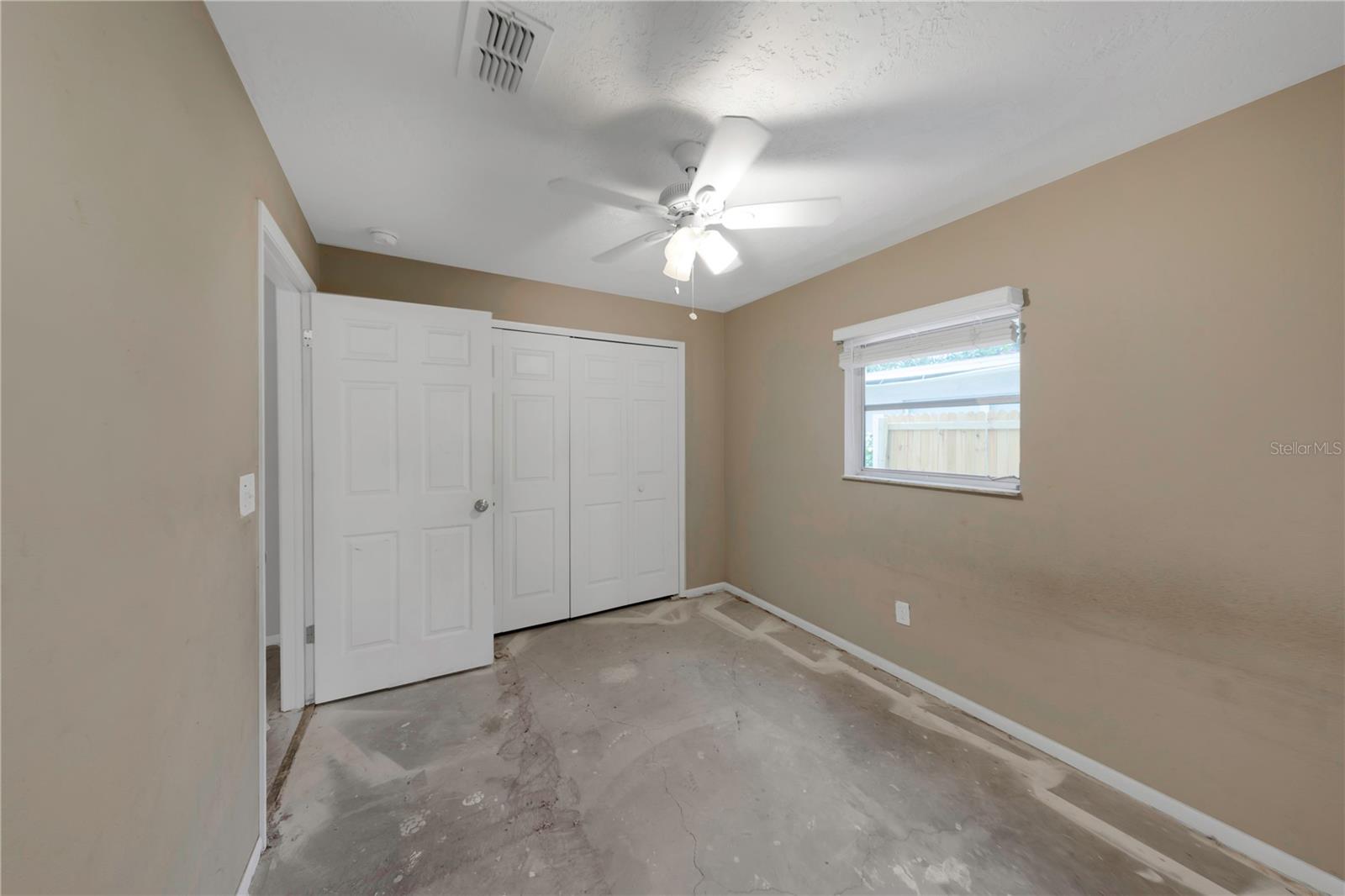 Image 17 of 28 For 1472 Belcher Road S