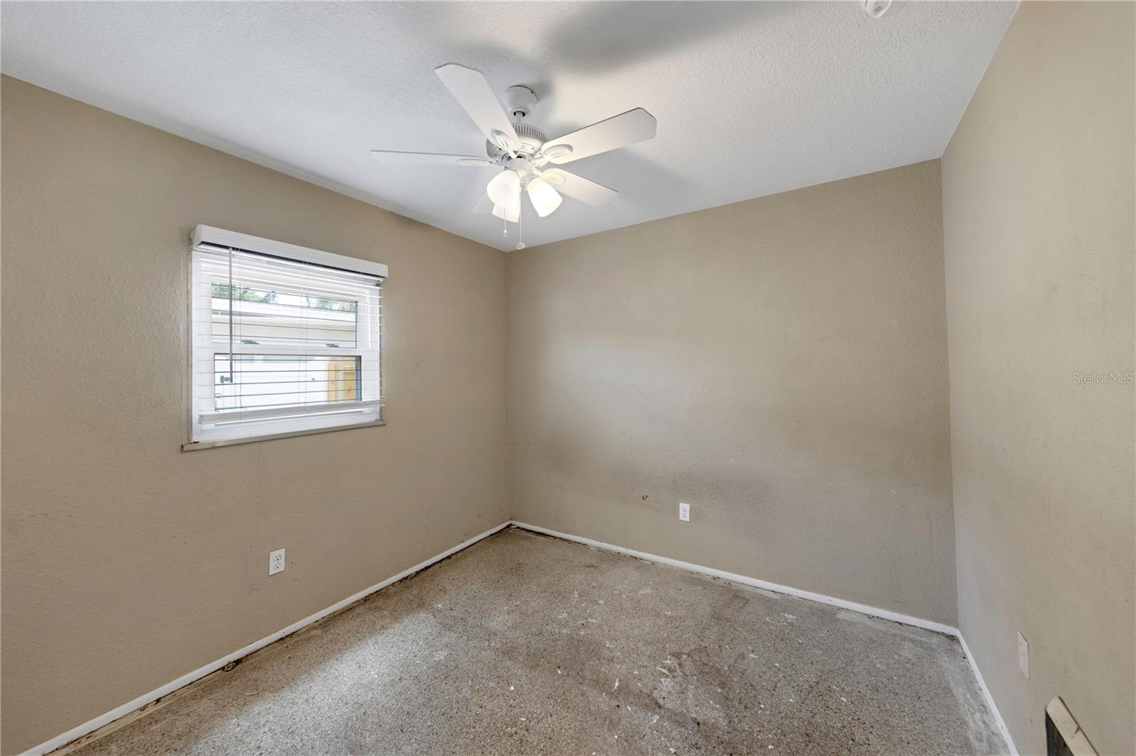 Image 19 of 28 For 1472 Belcher Road S
