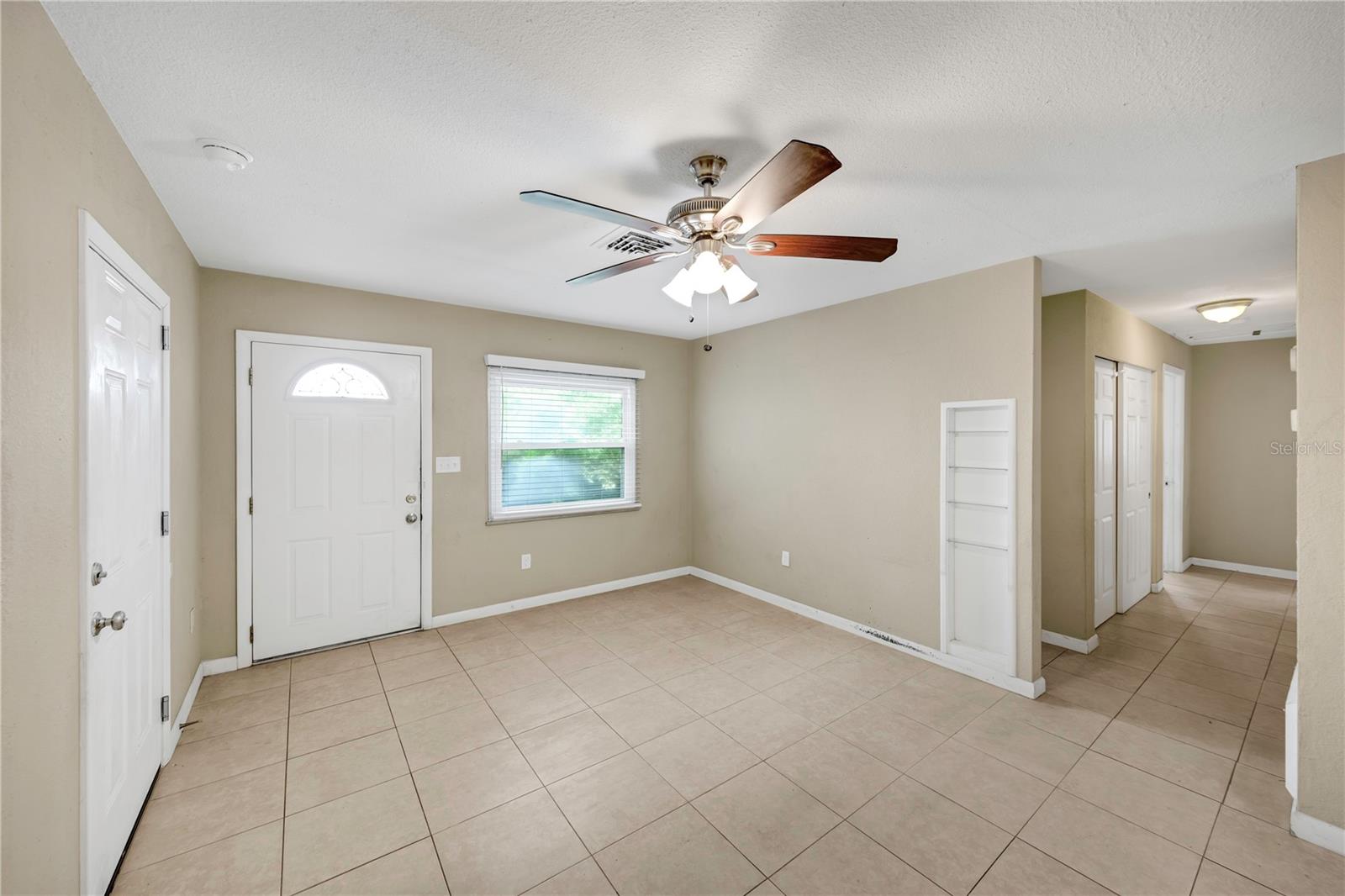 Image 7 of 28 For 1472 Belcher Road S