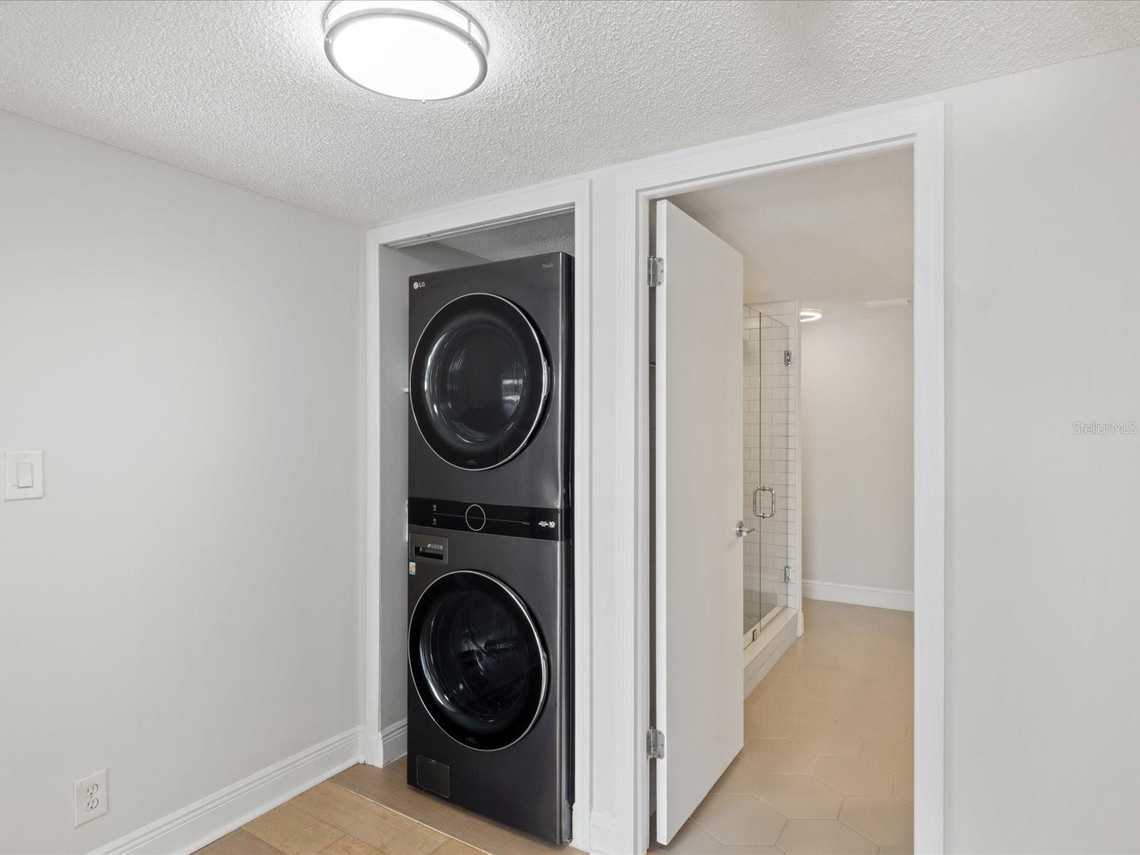 Image 26 of 54 For 100 Oakmont Lane 305