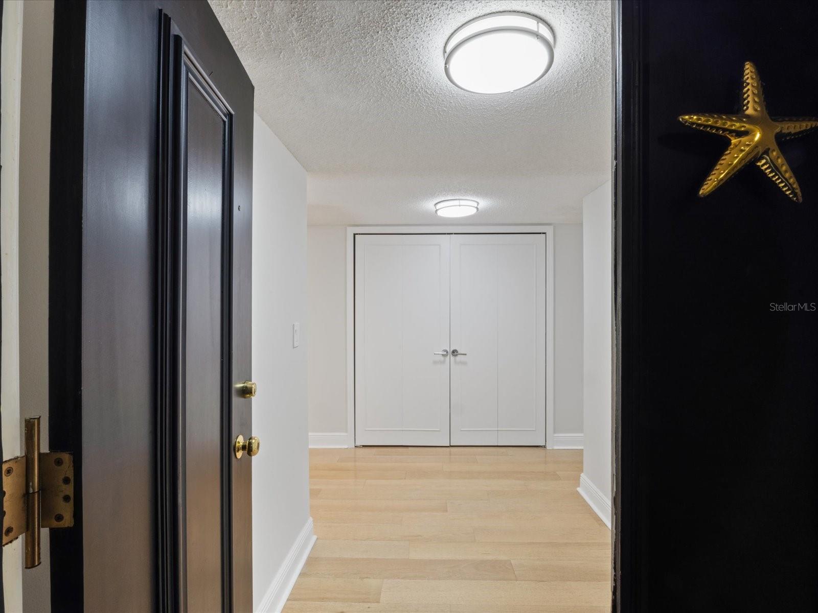 Image 6 of 54 For 100 Oakmont Lane 305