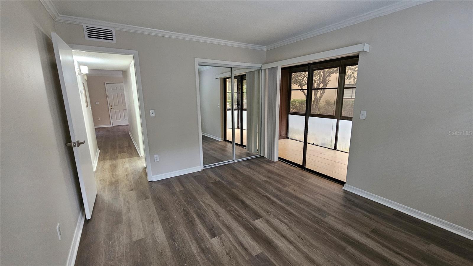 Image 15 of 32 For 11720 Raintree Village Boulevard A