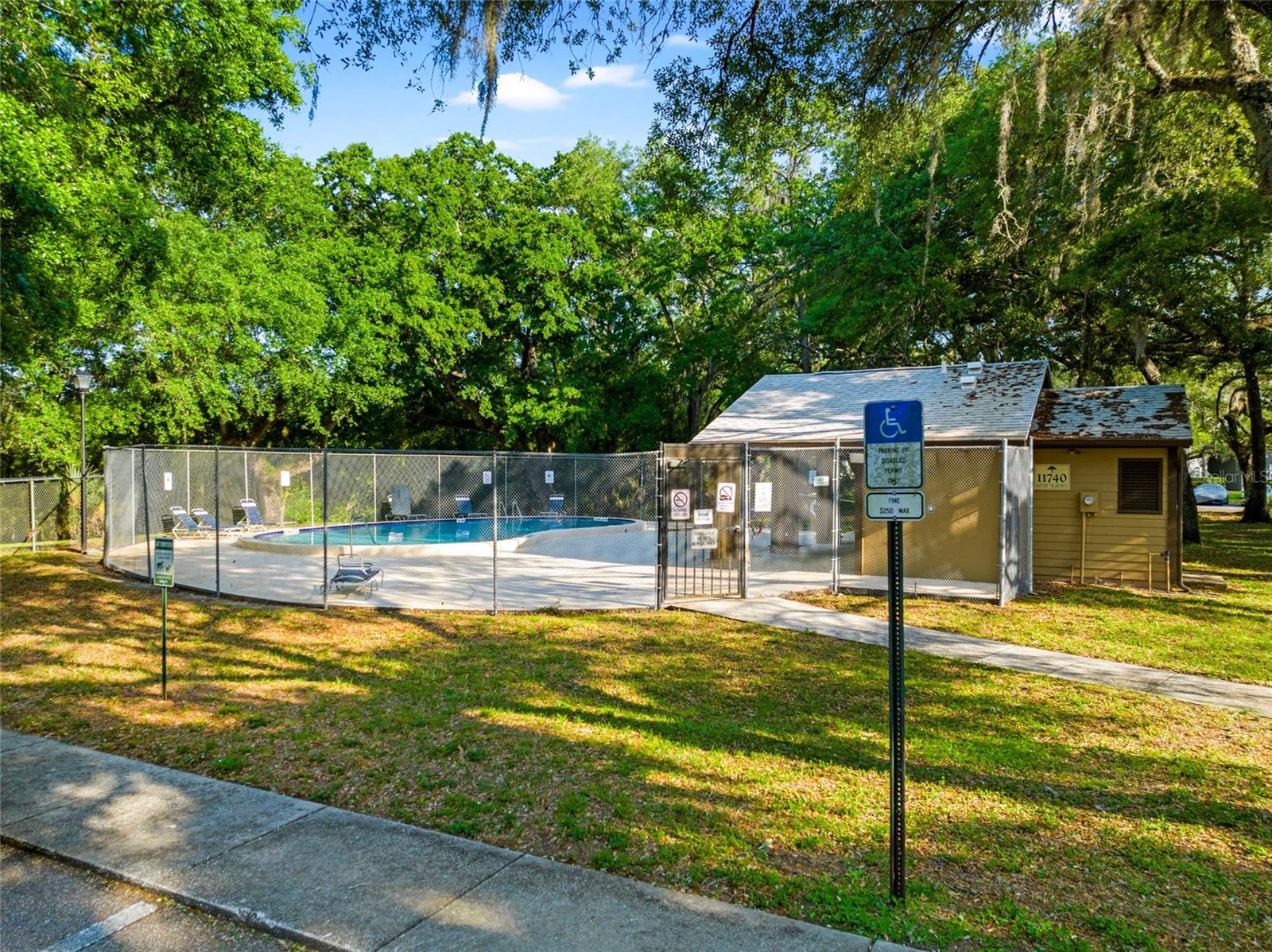 Image 23 of 32 For 11720 Raintree Village Boulevard A