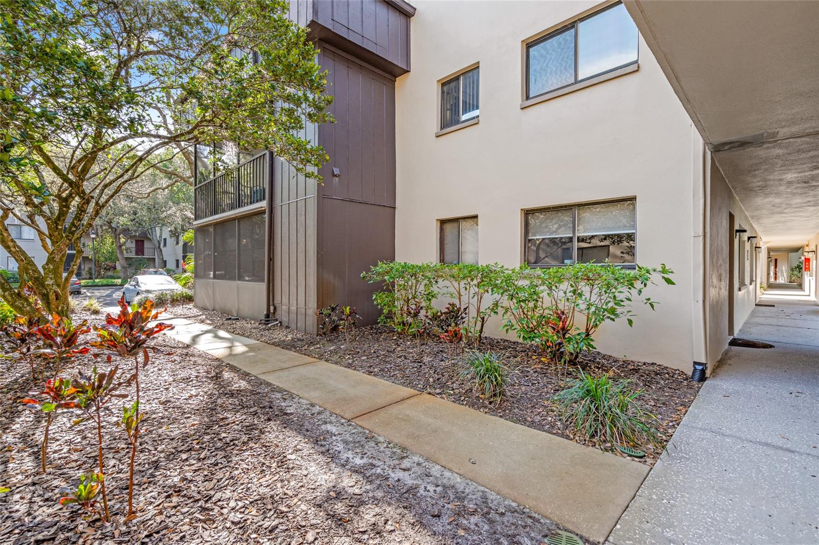 Image 3 of 32 For 11720 Raintree Village Boulevard A
