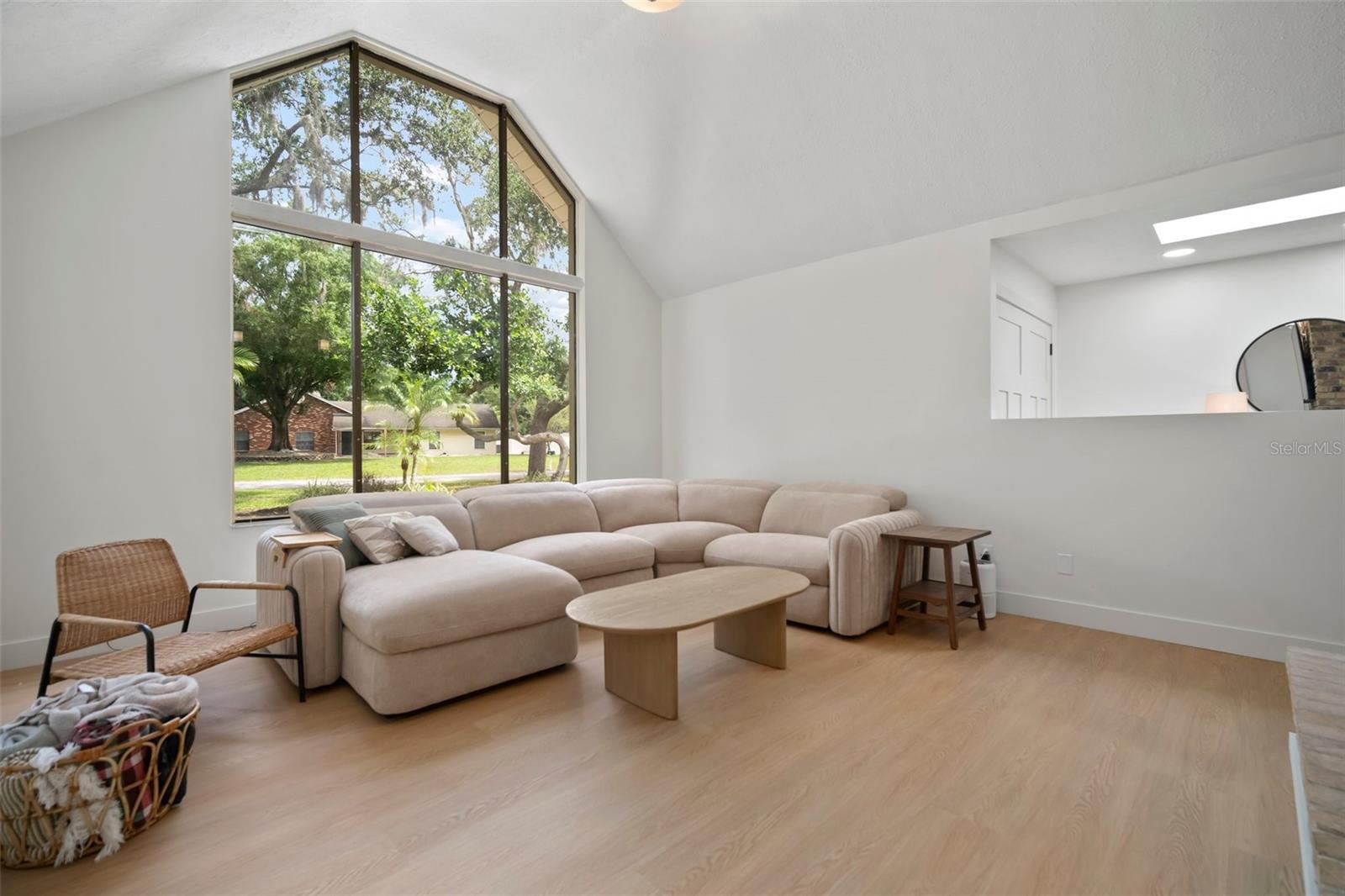 Image 11 of 81 For 1204 Ballinger Road