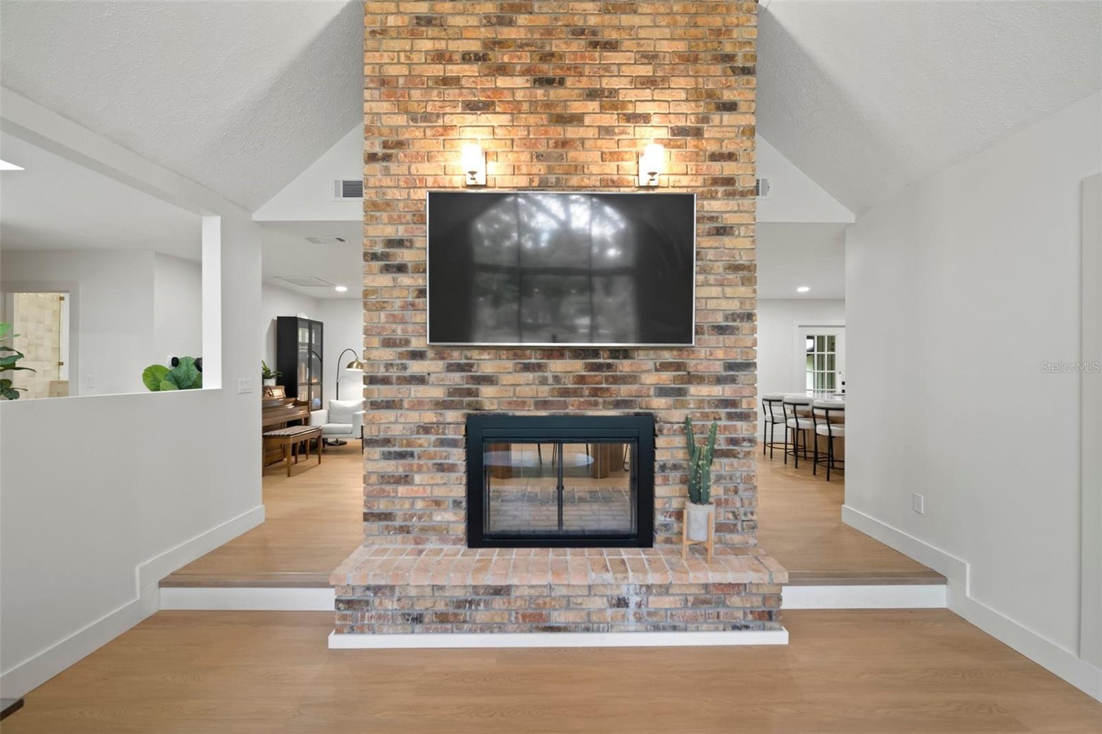 Image 13 of 81 For 1204 Ballinger Road