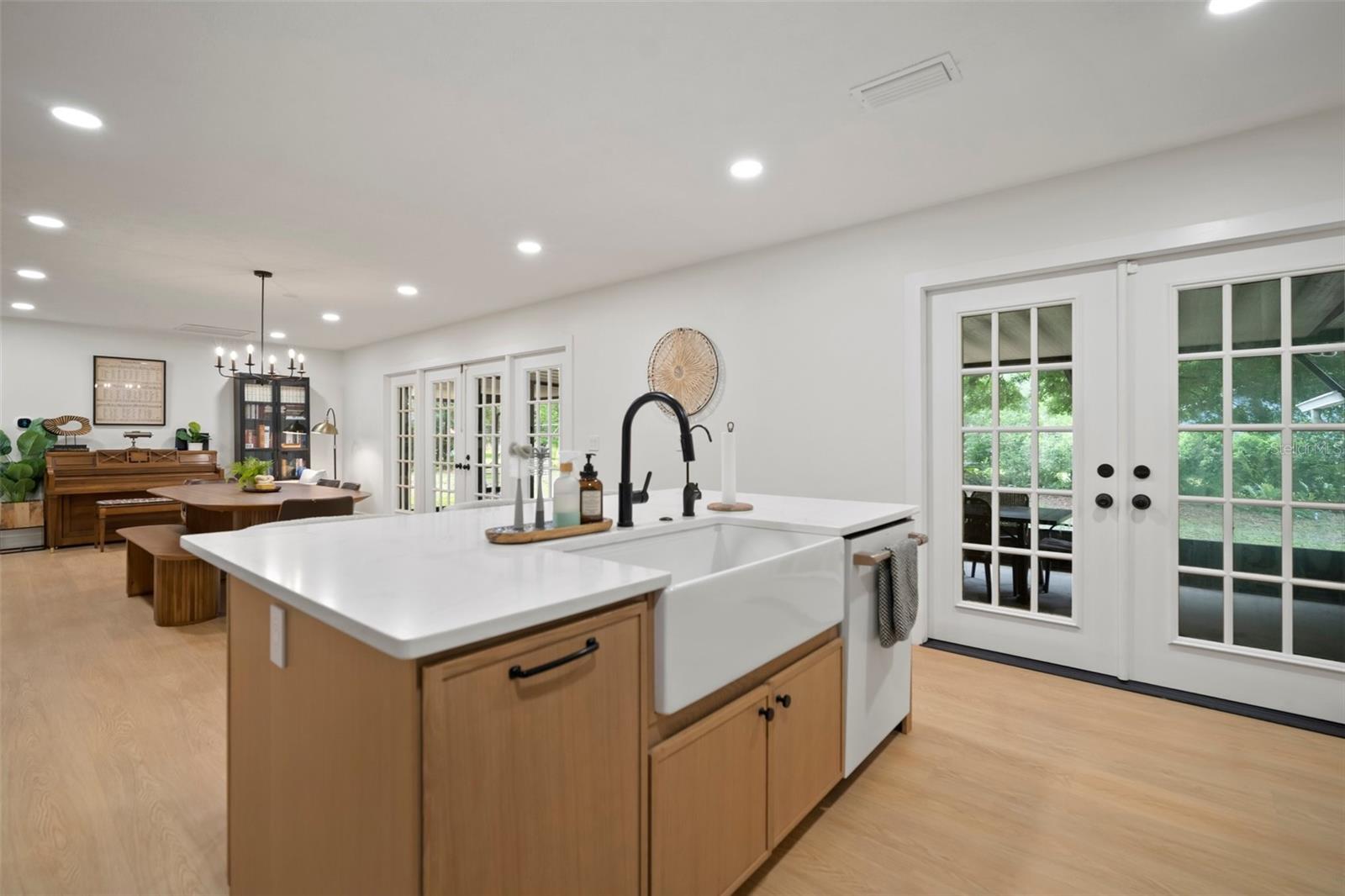 Image 17 of 81 For 1204 Ballinger Road