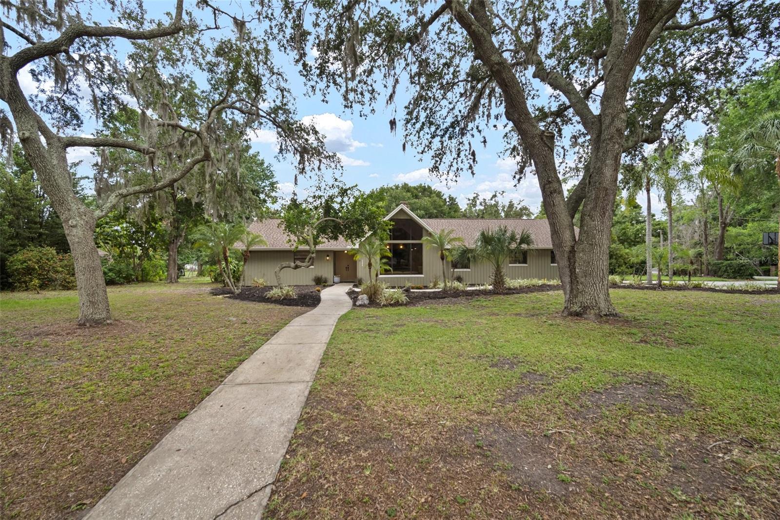 Image 44 of 81 For 1204 Ballinger Road