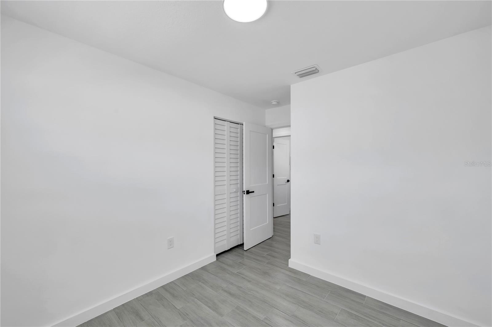 Image 24 of 48 For 6507 La Mesa Circle