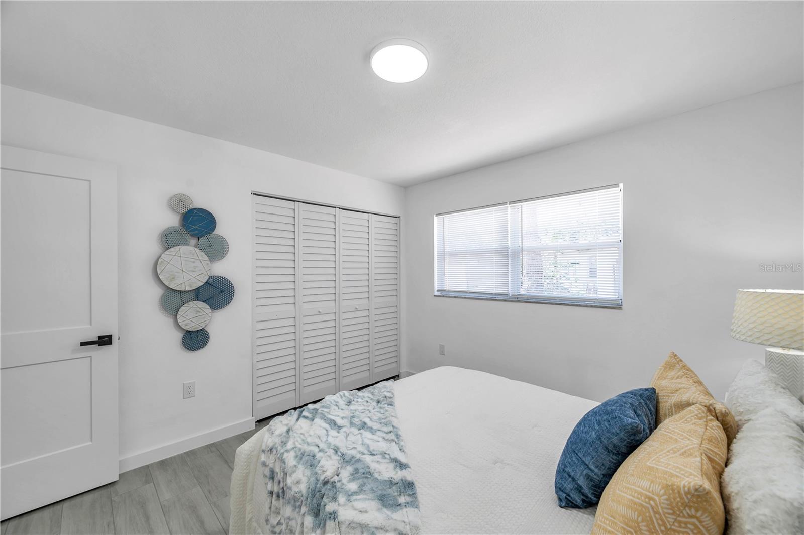 Image 27 of 48 For 6507 La Mesa Circle