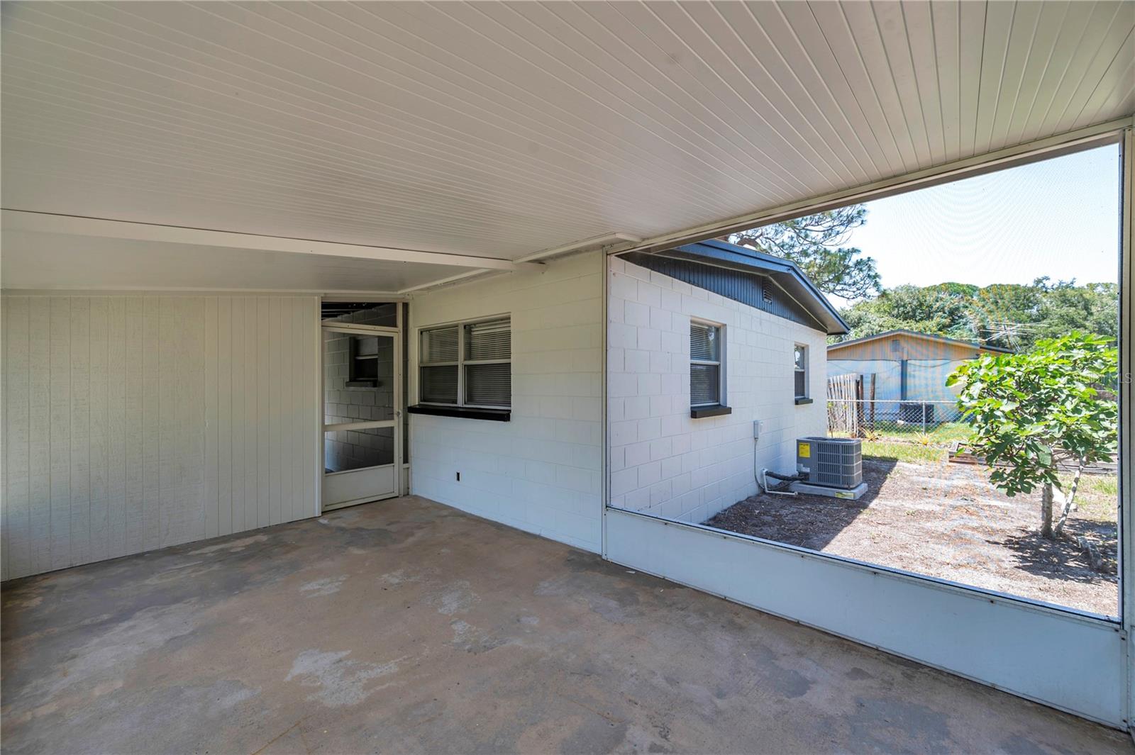 Image 40 of 48 For 6507 La Mesa Circle