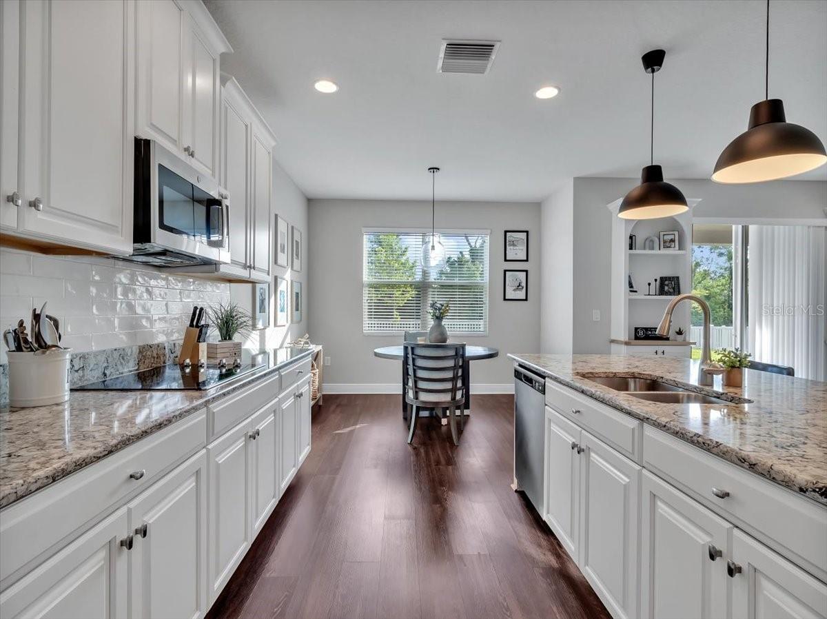 Listing photo id 8 for 17845 Cortes Creek Boulevard