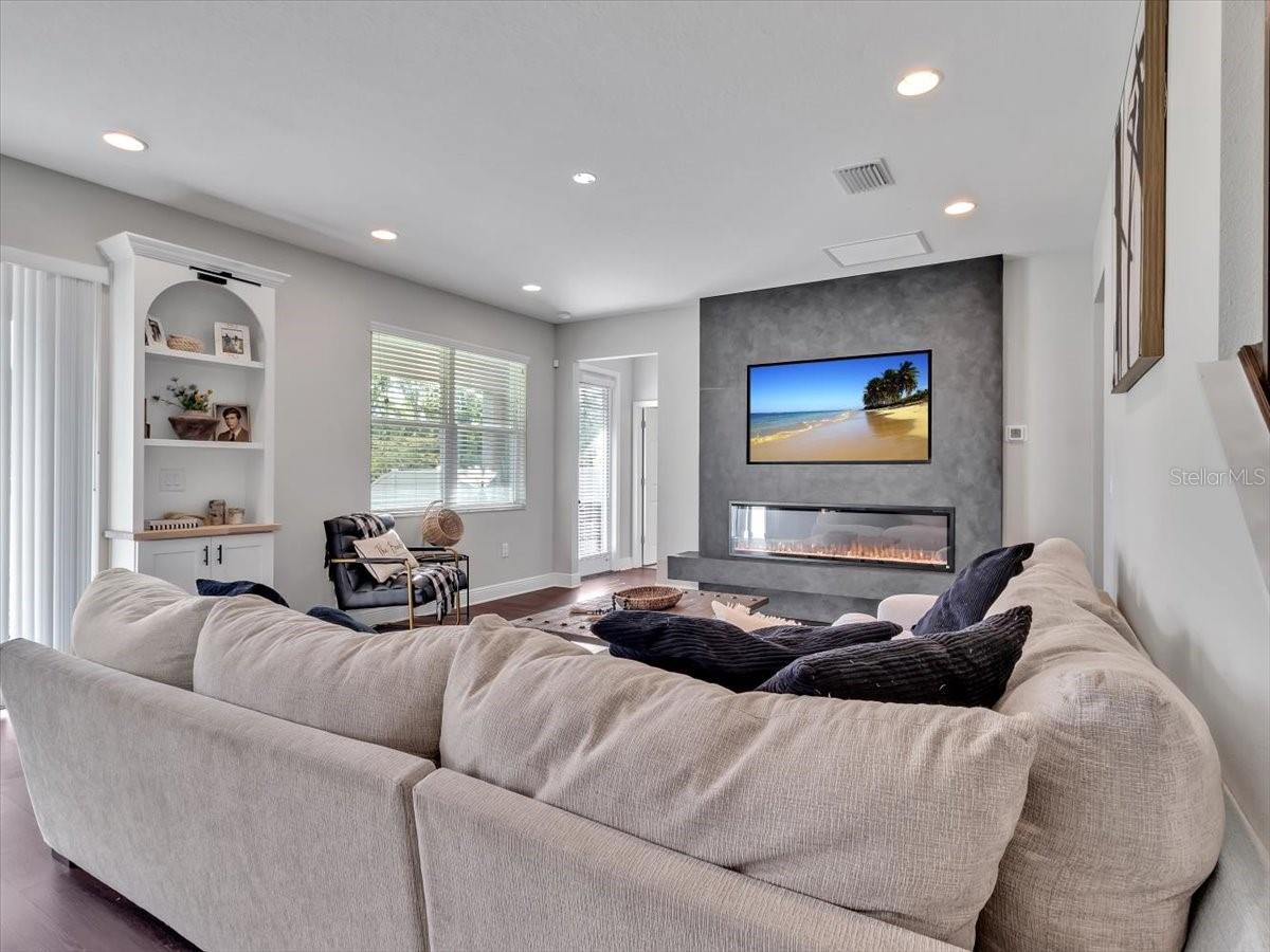 Listing photo id 16 for 17845 Cortes Creek Boulevard