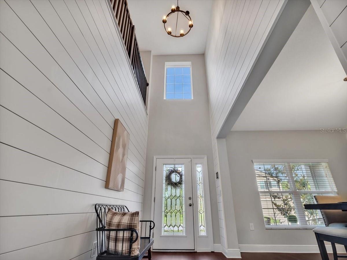 Listing photo id 2 for 17845 Cortes Creek Boulevard