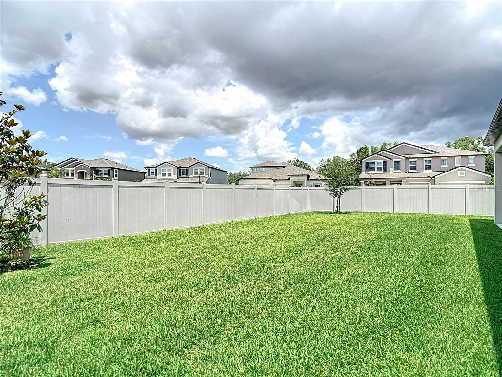 Listing photo id 43 for 12687 Retreat Place