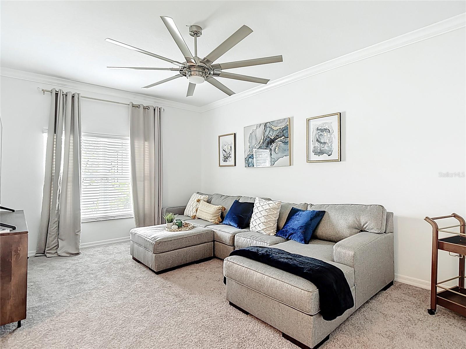 Listing photo id 3 for 12687 Retreat Place