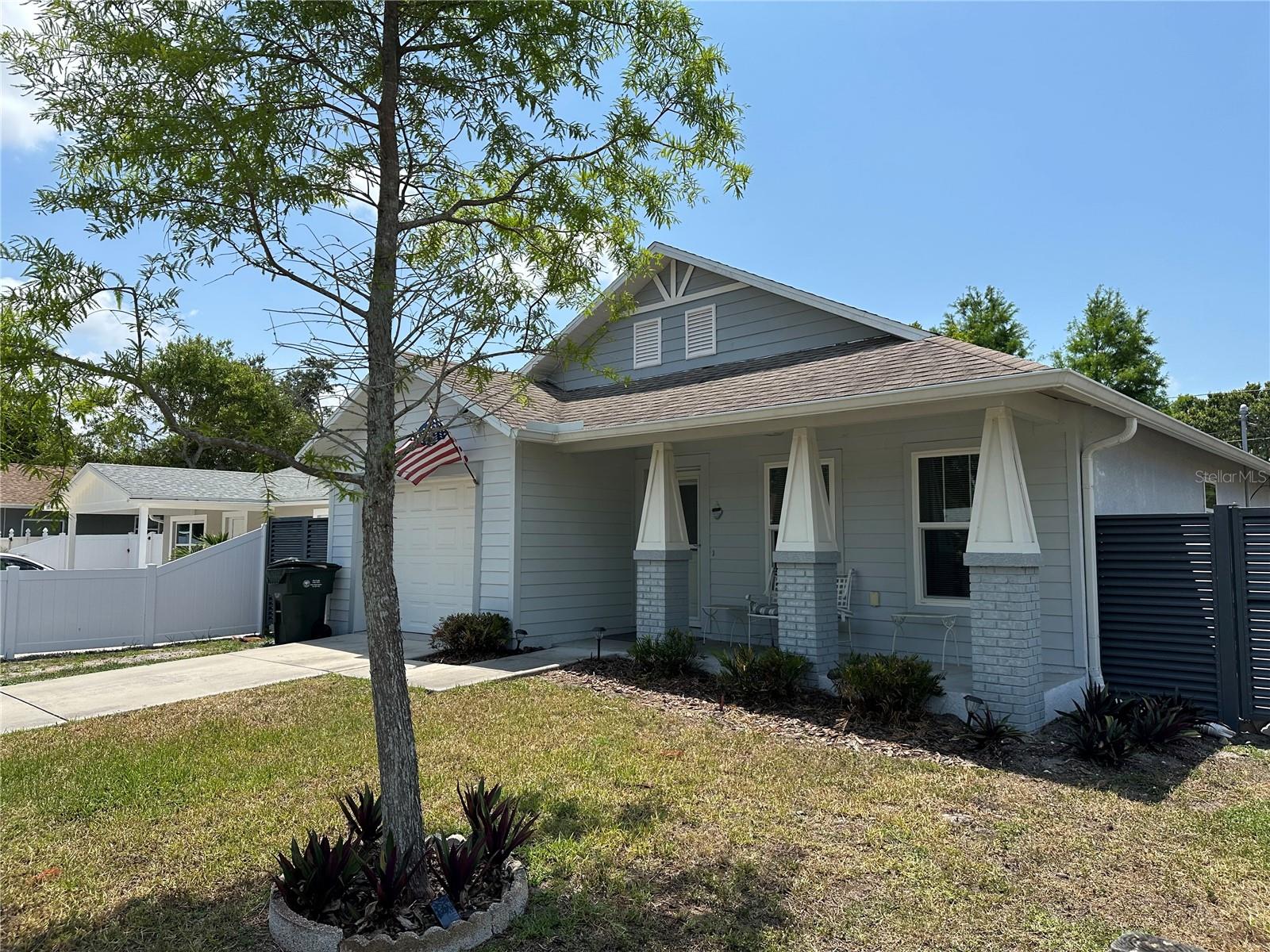 Image 2 of 14 For 1119 Beverly Avenue