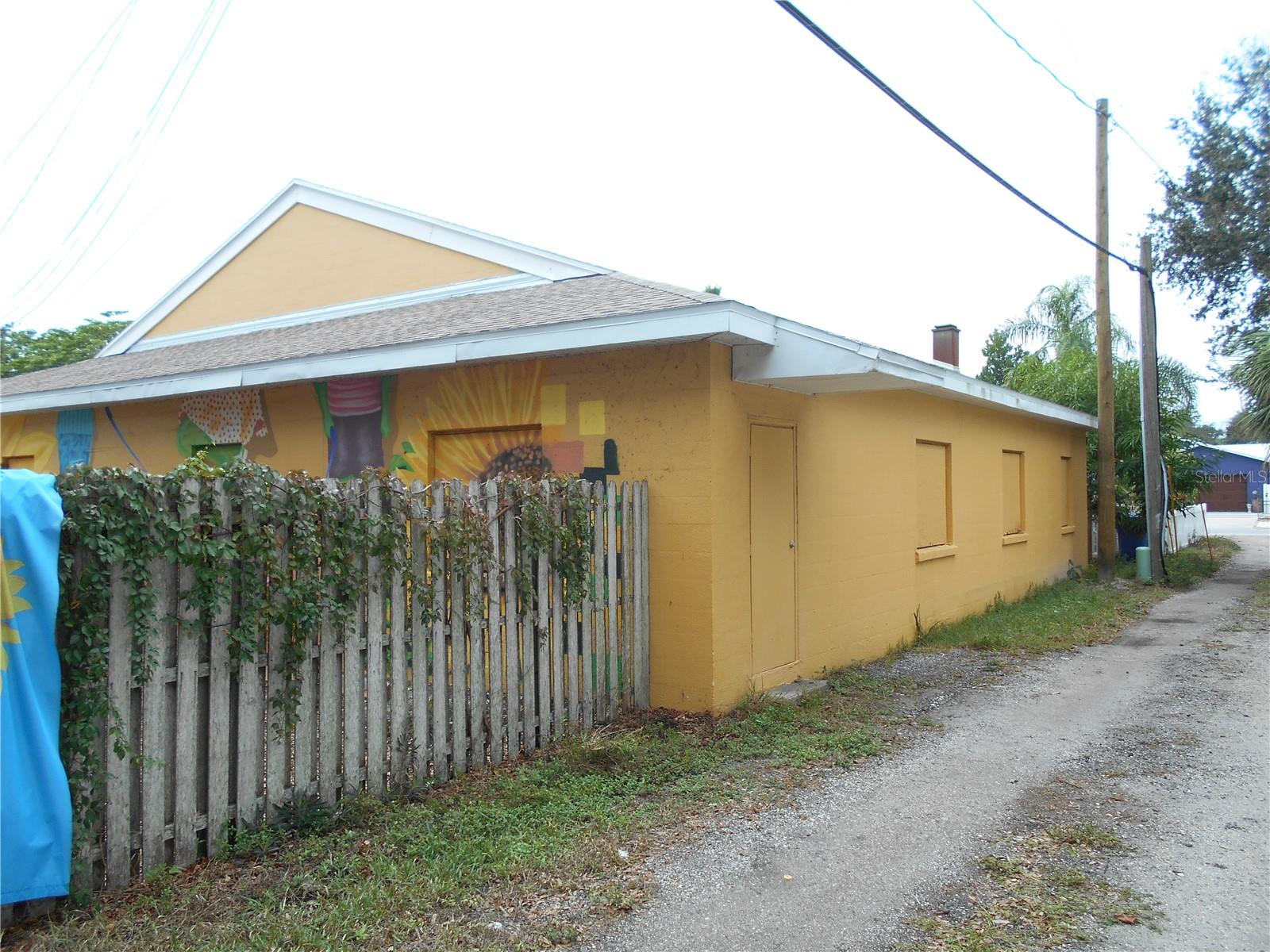 Image 8 of 19 For 2624 54th Street S