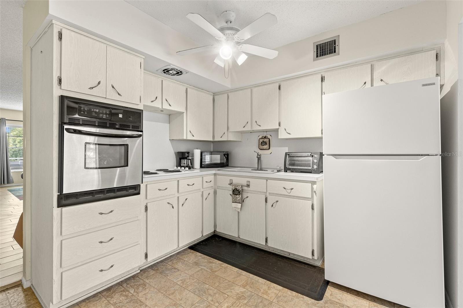 Image 12 of 22 For 2426 Persian Drive 52