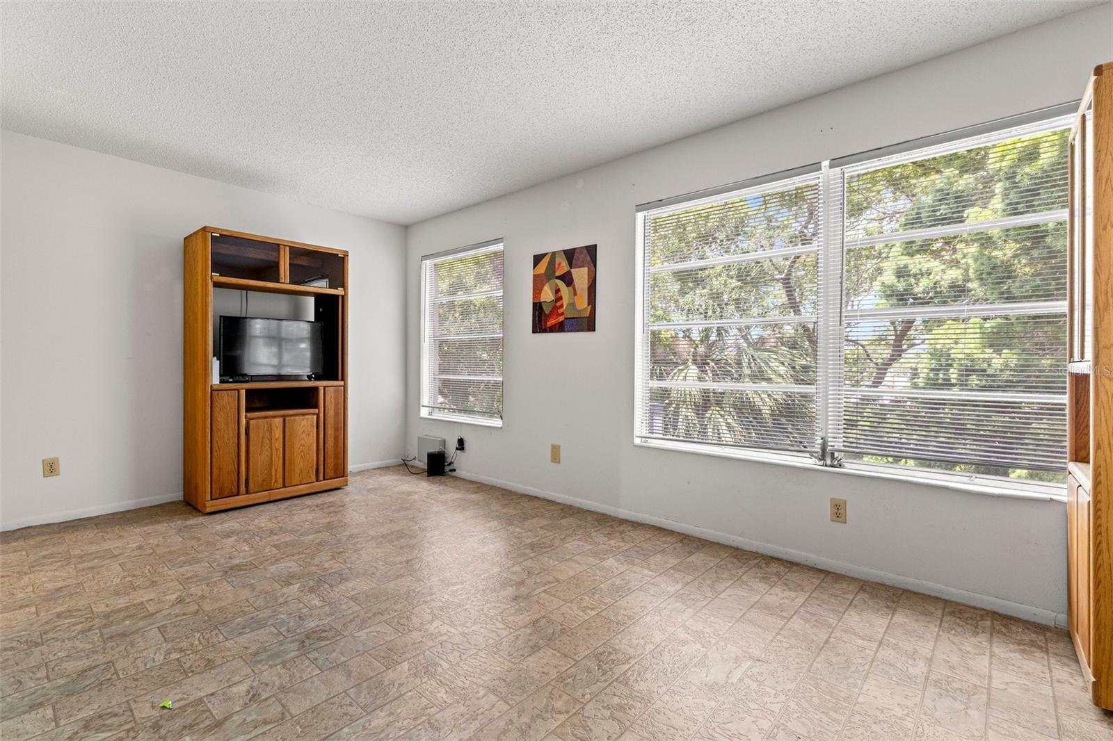 Image 21 of 22 For 2426 Persian Drive 52
