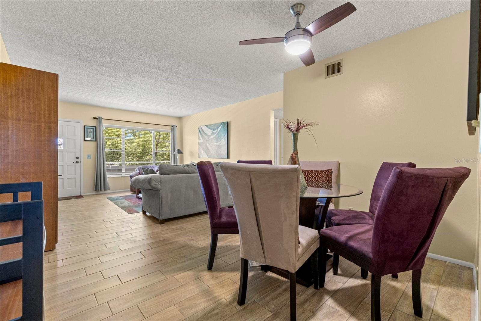 Image 5 of 22 For 2426 Persian Drive 52