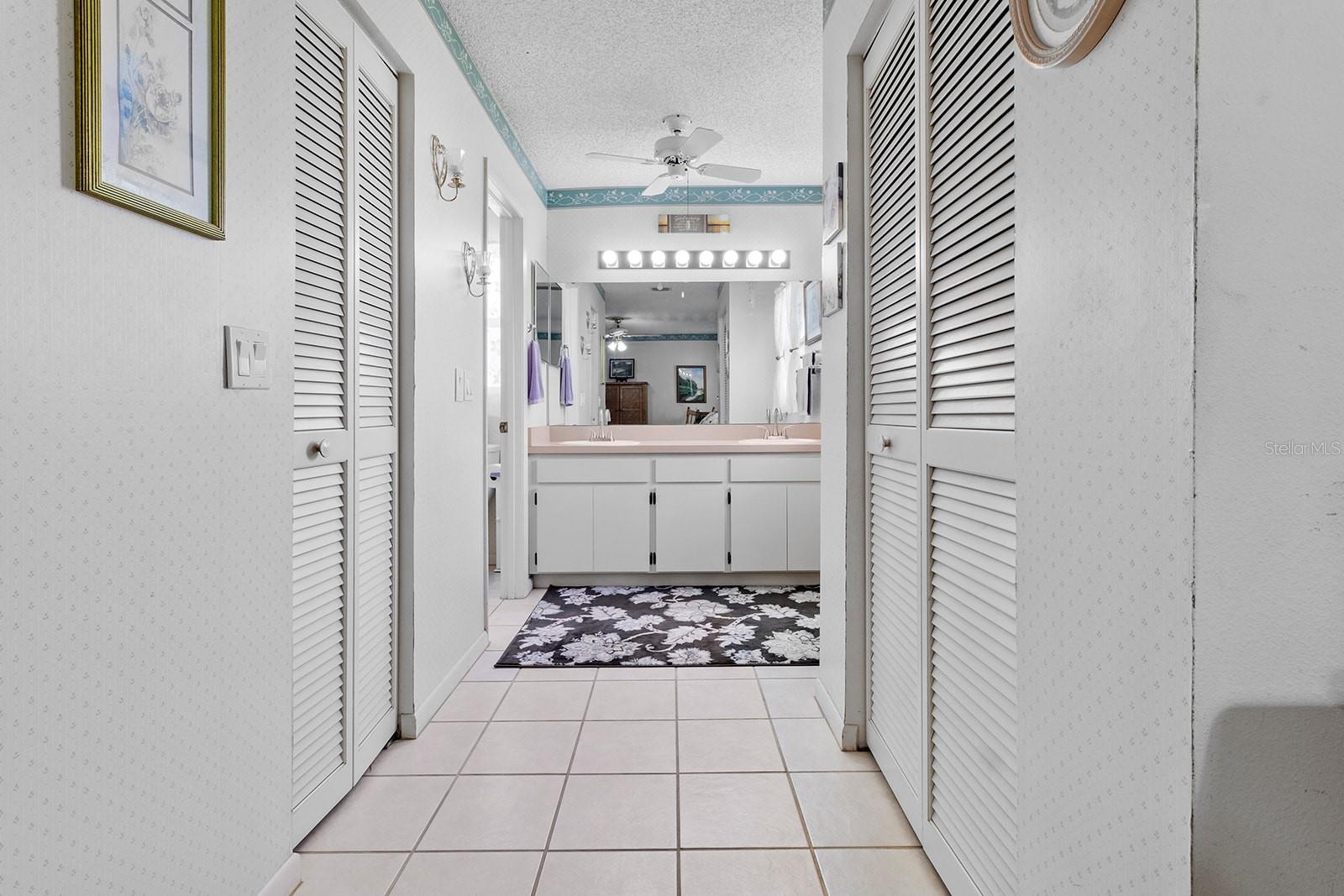Image 20 of 33 For 4846 Colonnades Club Boulevard