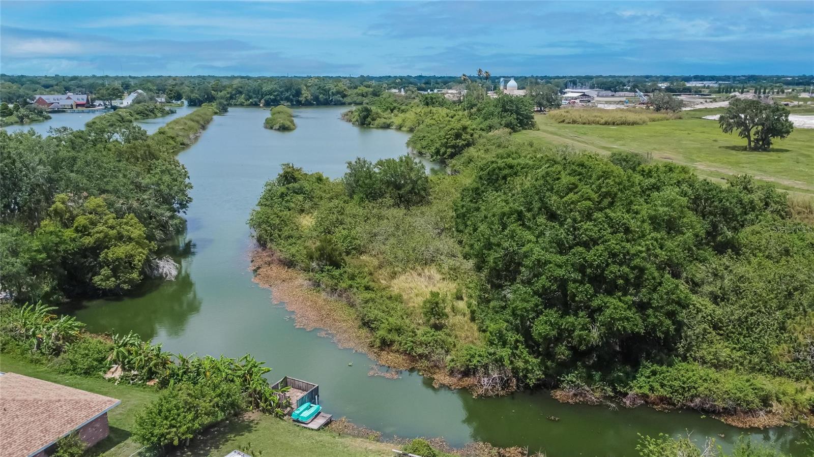 Image 7 of 41 For 1716 Bayou Circle