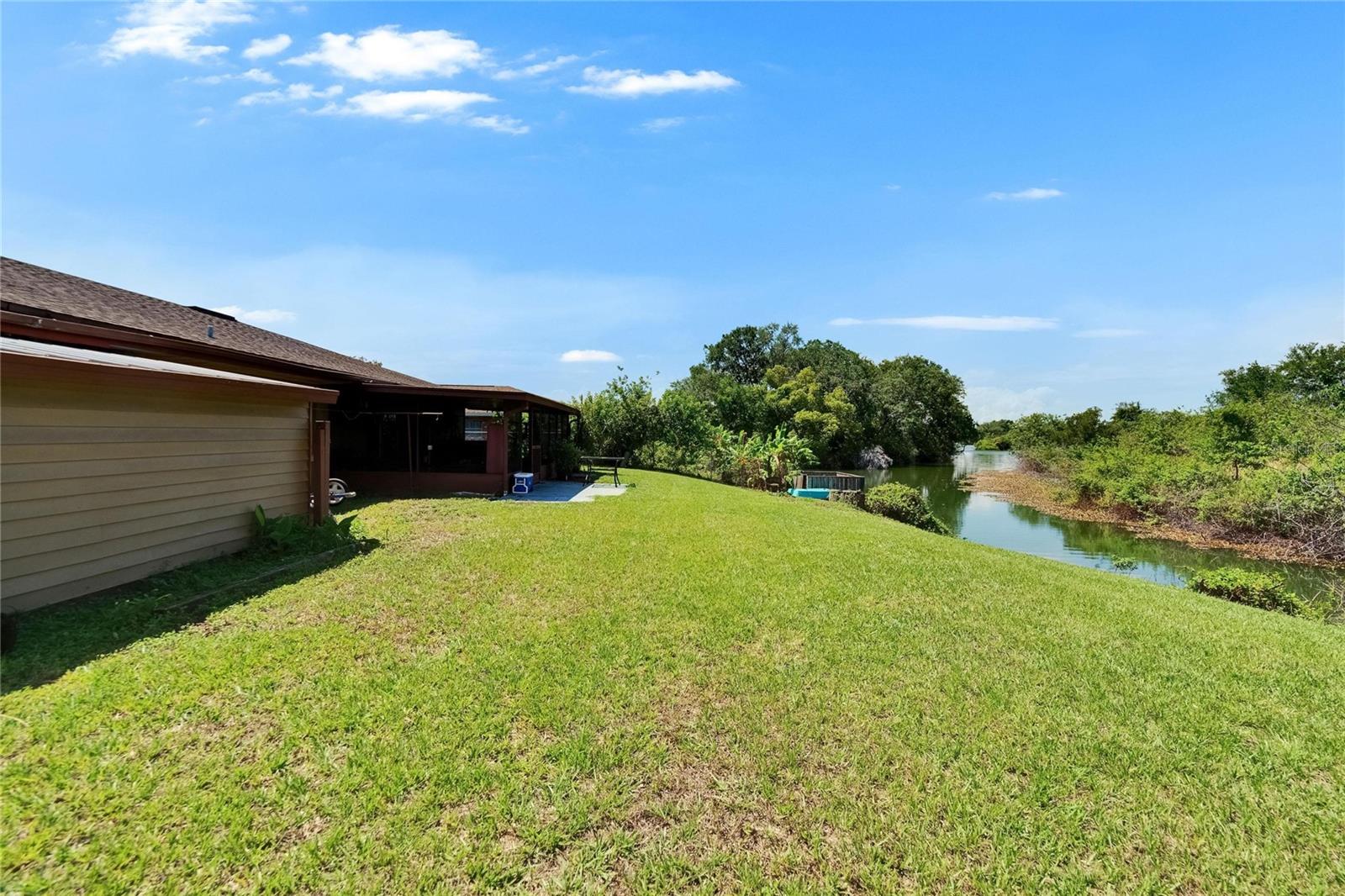 Image 9 of 41 For 1716 Bayou Circle