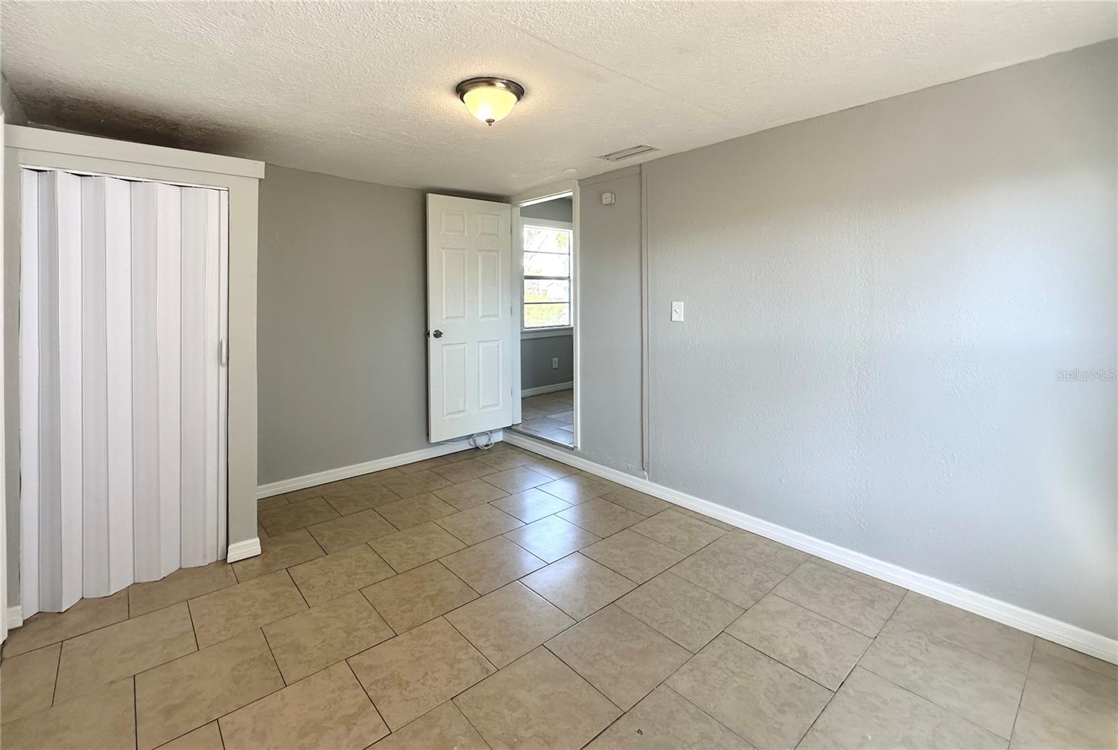 Image 11 of 25 For 4214 Fairfield Avenue S