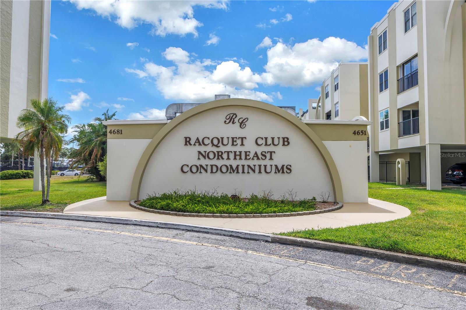 Details for 4651 1st Street Ne 402, ST PETERSBURG, FL 33703