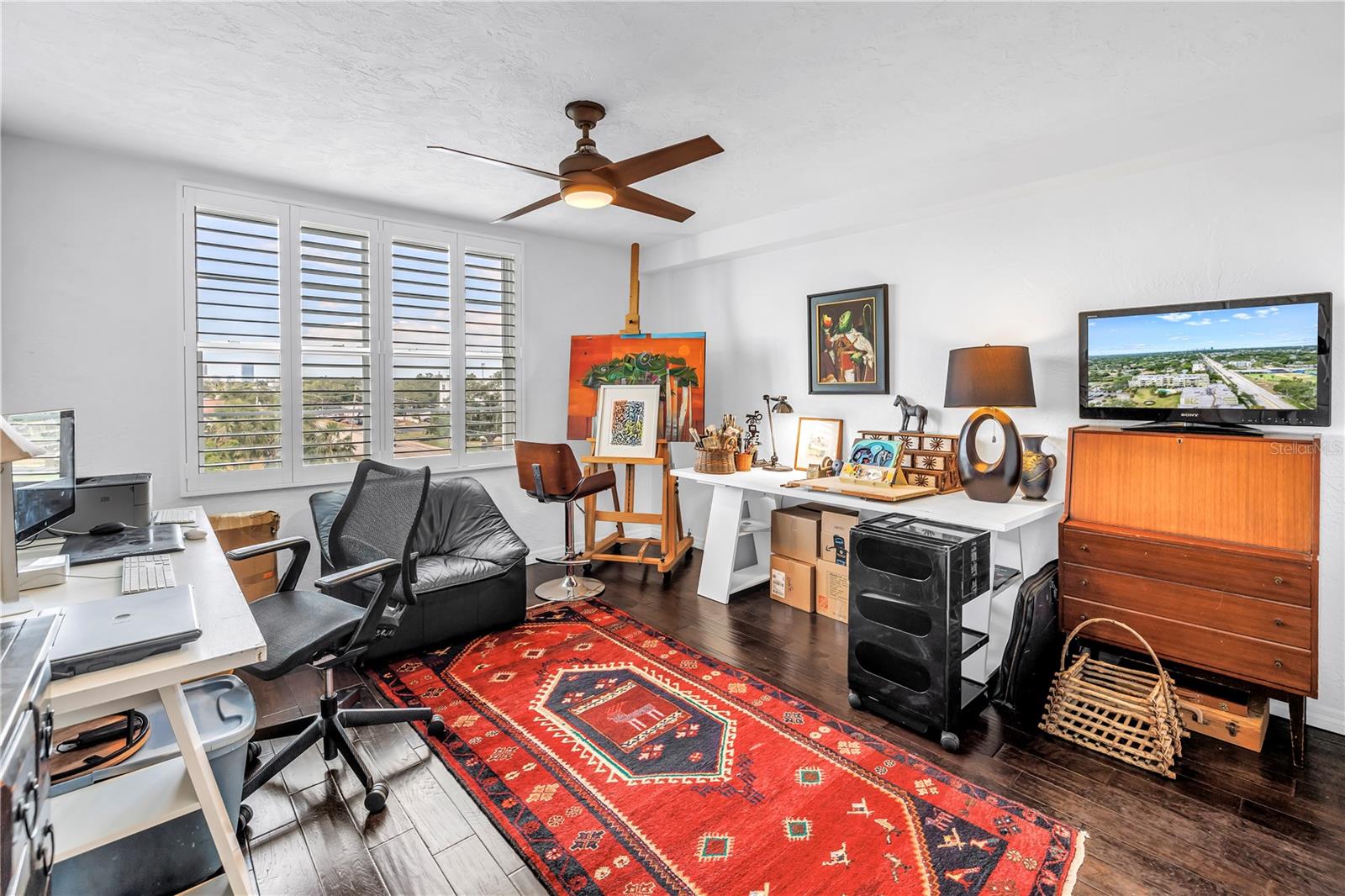 Image 32 of 44 For 4651 1st Street Ne 402