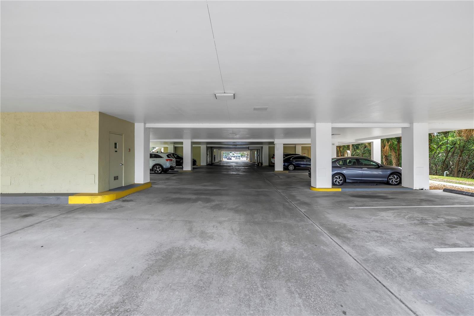 Image 43 of 44 For 4651 1st Street Ne 402