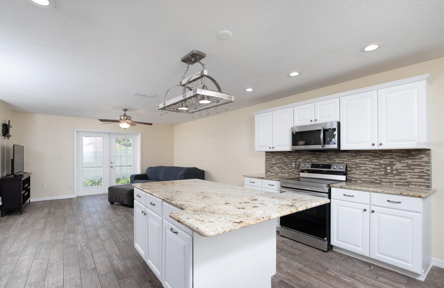 Image 13 of 61 For 2418 23rd Street