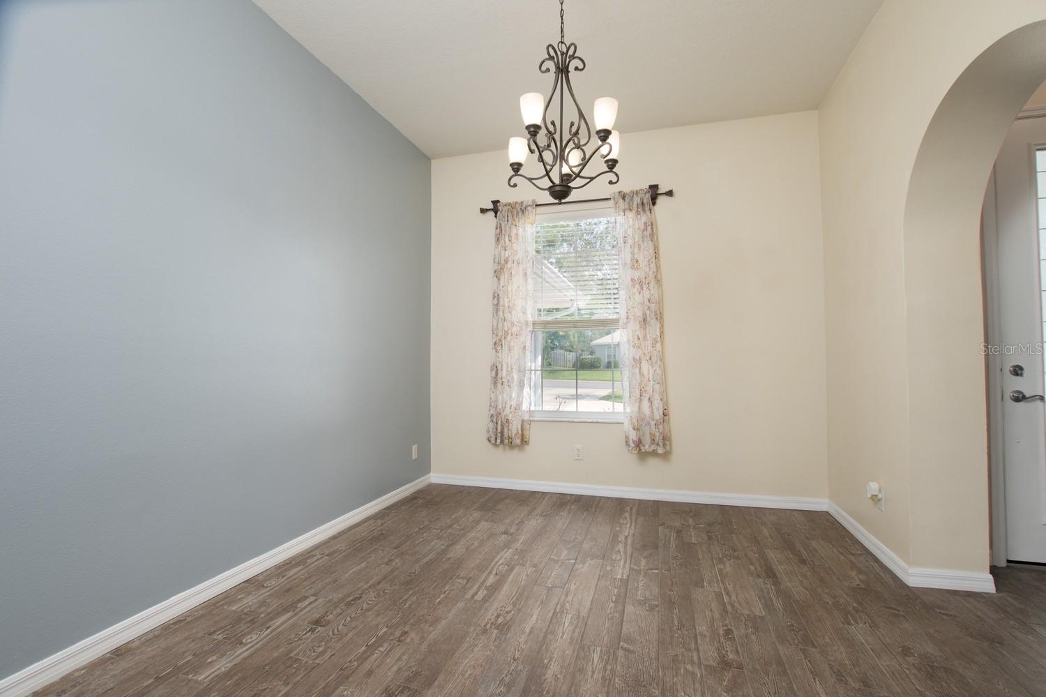 Image 19 of 61 For 2418 23rd Street