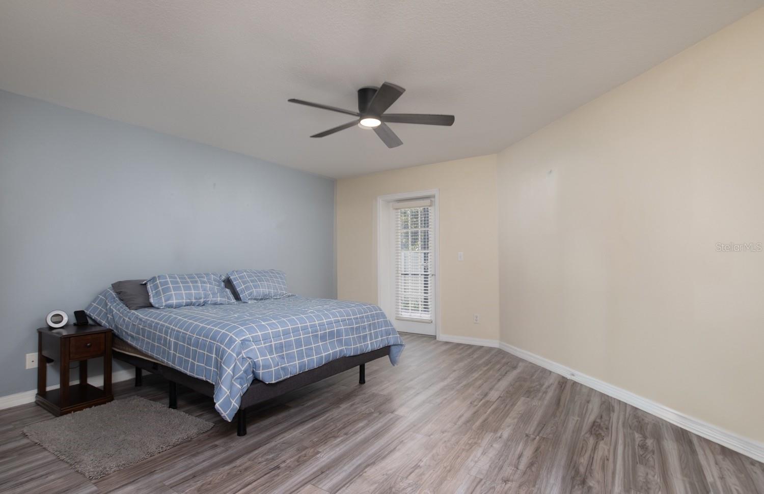 Image 24 of 61 For 2418 23rd Street