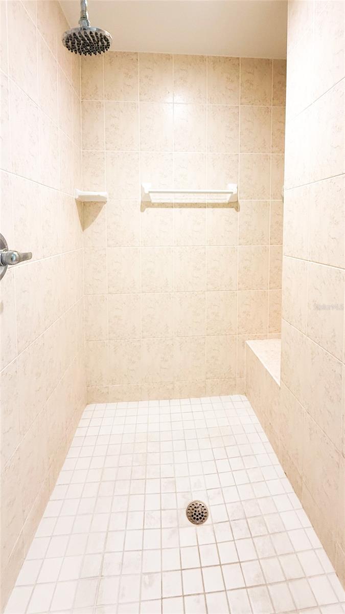 Image 28 of 61 For 2418 23rd Street