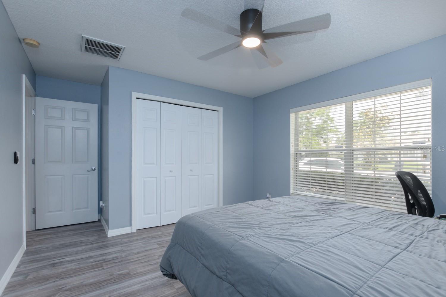 Image 30 of 61 For 2418 23rd Street