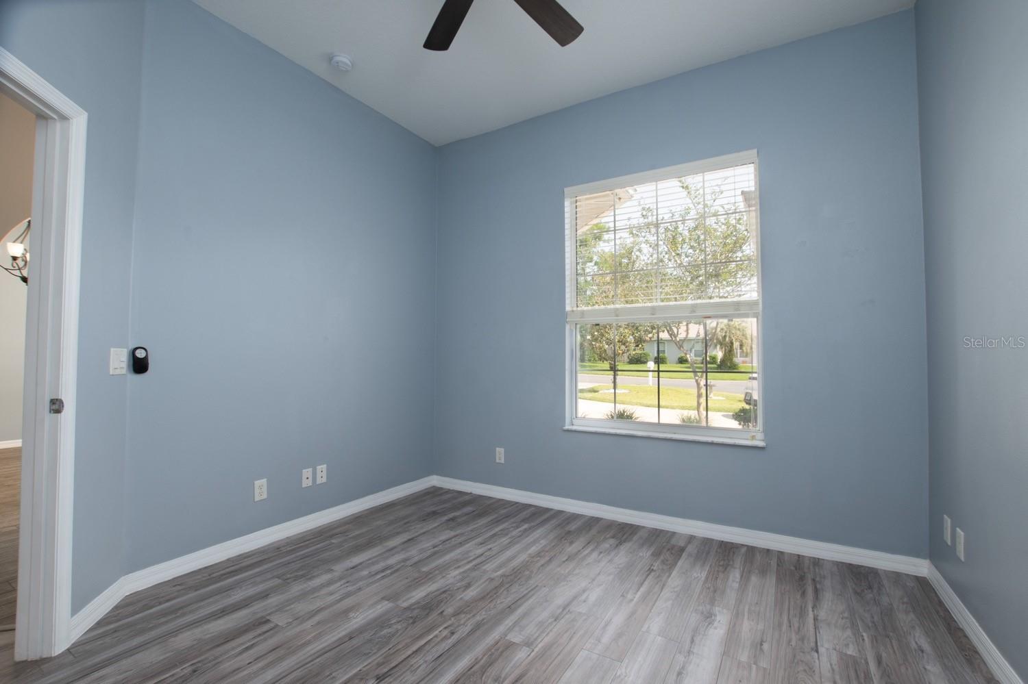 Image 33 of 61 For 2418 23rd Street