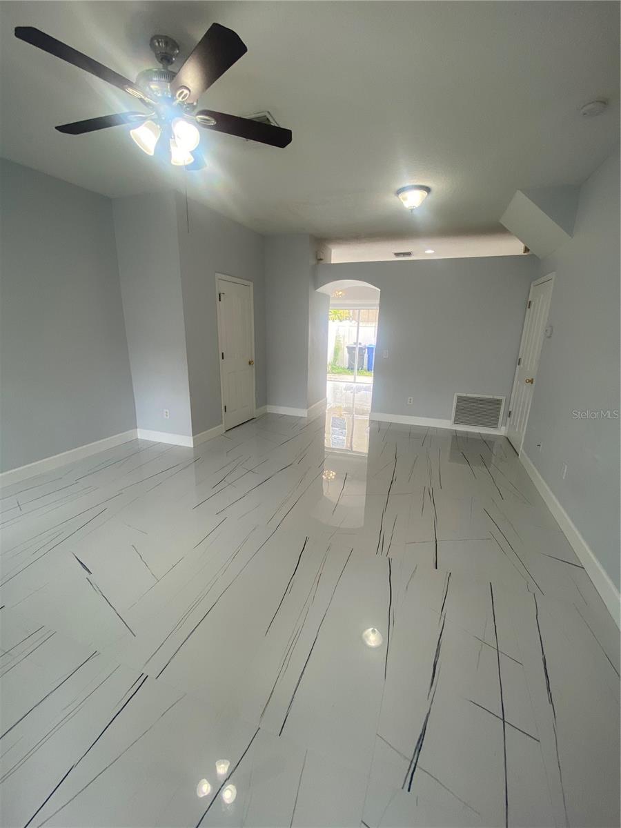 Image 3 of 16 For 10103 Belleville Place